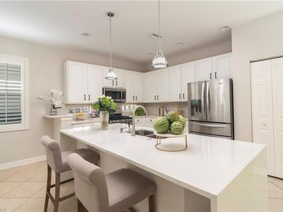 1920 Tarpon Bay DR N #105, Naples, FL, 34119