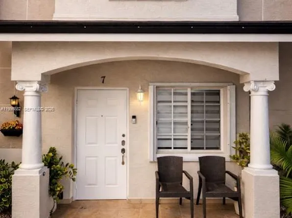 7663 W 36th Ave APT 7, Hialeah, FL 33018