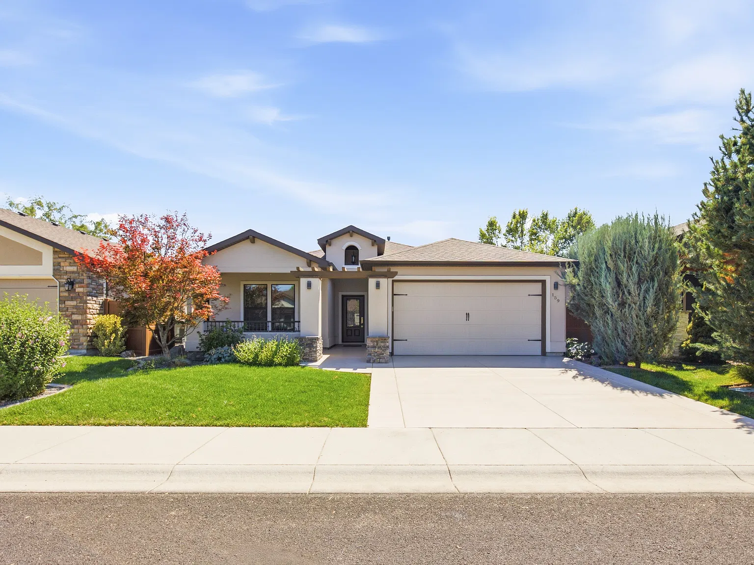 3 bed, 1851 sqft, $3,000 — Photo 1