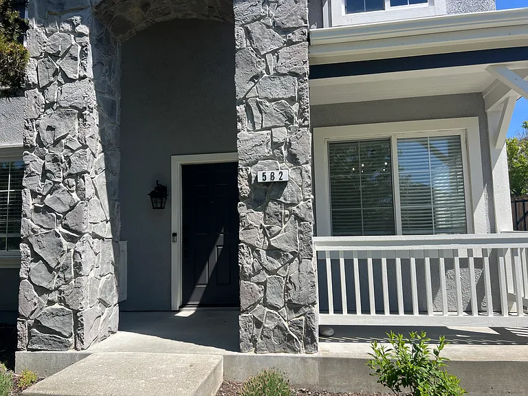 582 Mural Ln #A — Photo 3
