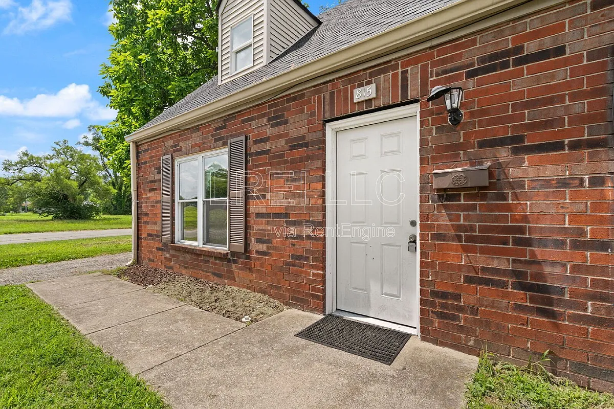 Building Photo - 817 Lancelot Ct