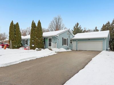 614 Lemira AVENUE, Waukesha, WI, 53188