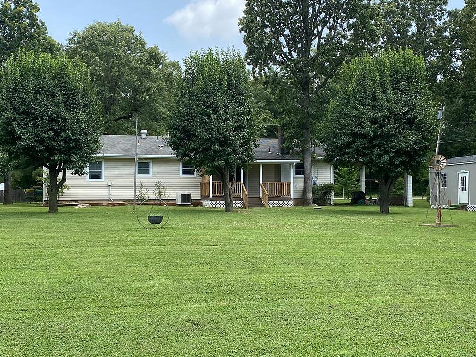 2nd image of 19 Rebel Heights Dr