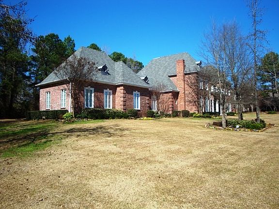 2nd image of 6201 Brookhollow Dr