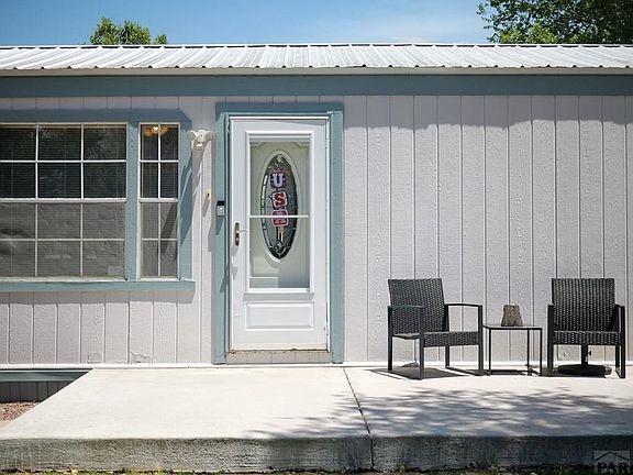 5th image of 333 E Countryside Dr