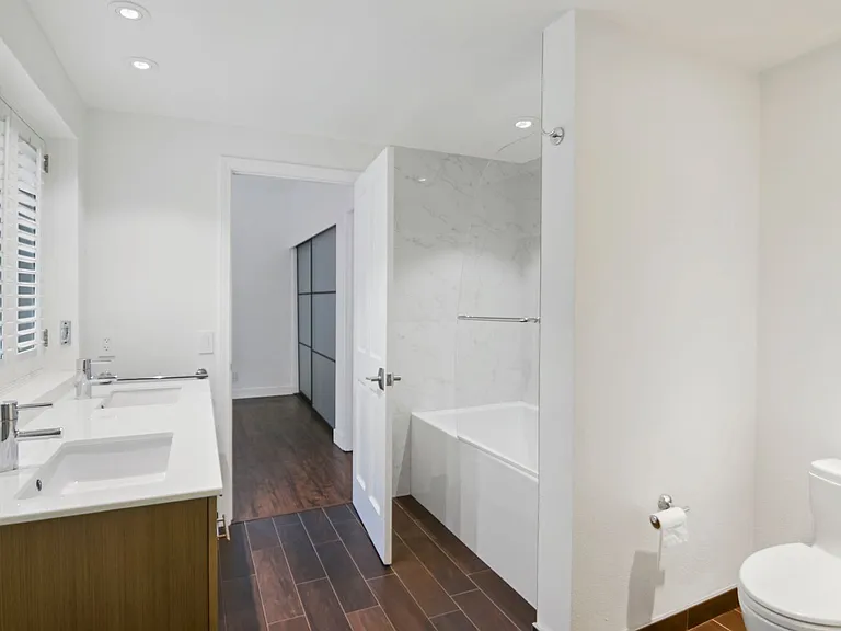 9 Andalucia Dr — Photo 30