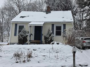 6 Curtis Street, Springfield, VT 05156