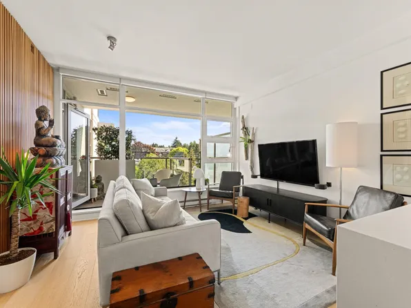 1801 W 1st Ave #401, Vancouver, BC V6J 1E8
