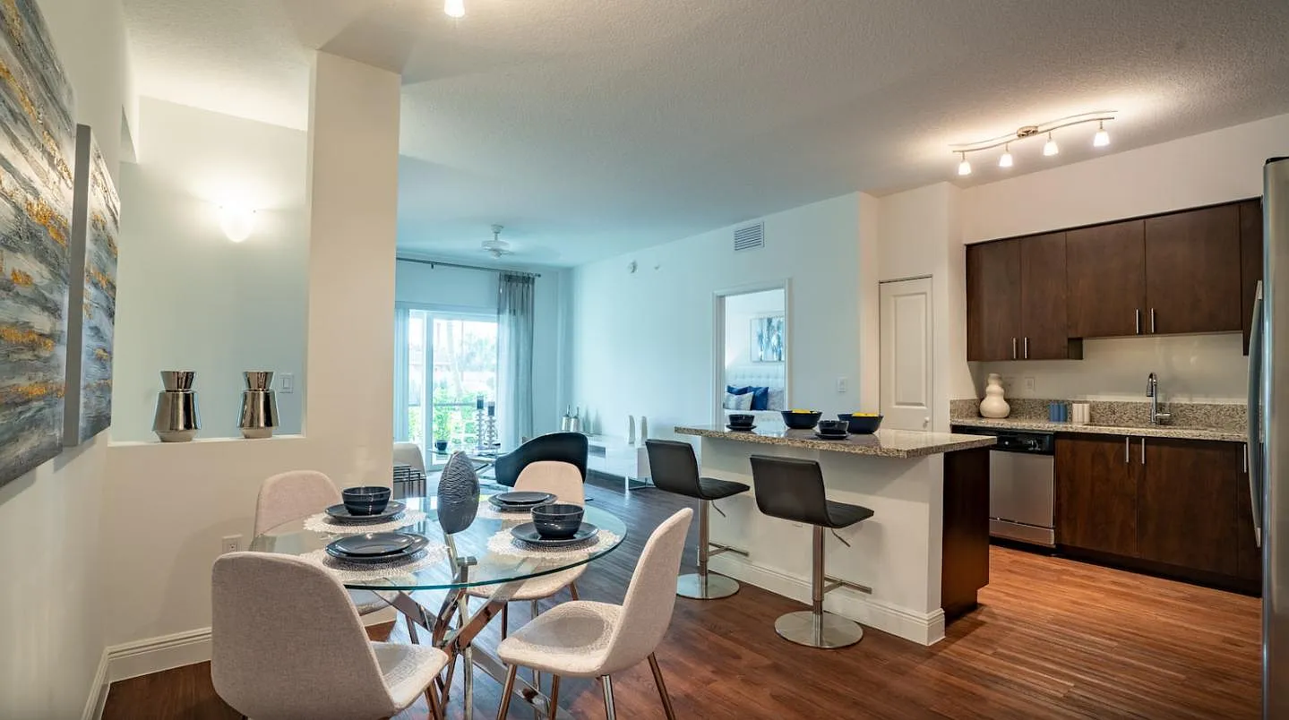 Alora West Palm Beach — Photo 1