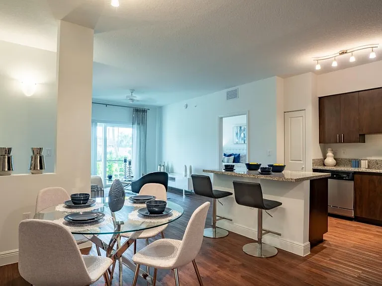 Alora West Palm Beach — Photo 1