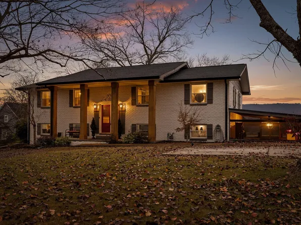 7912 Snow Hill Rd, Ooltewah, TN 37363