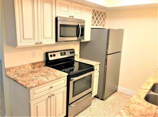 4200 1st St N #6, Saint Petersburg, FL 33703