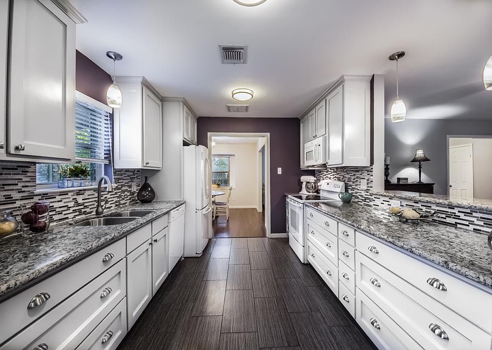 1st image of 13731 Piping Rock Ln