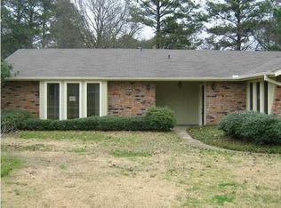 406 Parkway Rd, Brandon, MS 39047