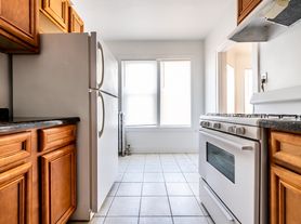 7941 S Marquette