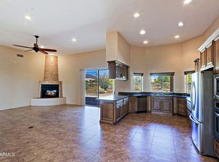 39515 N 3rd Ave, Phoenix, AZ 85086