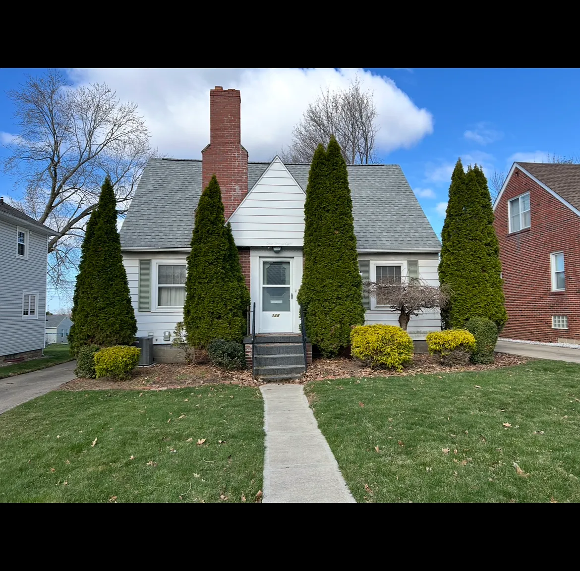 3 bed, 2110 sqft, $1,650 — Photo 1