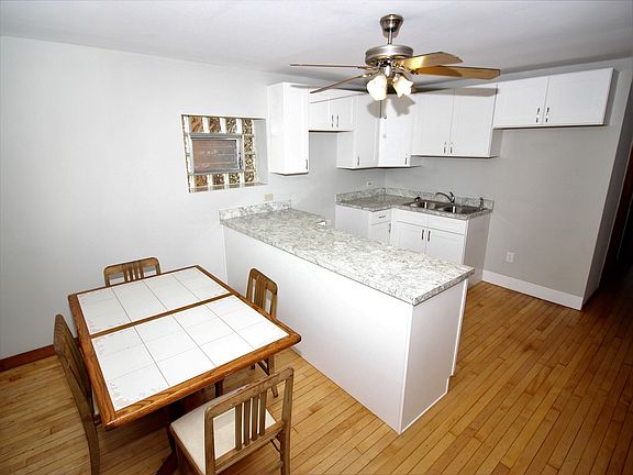 2nd image of 5317 W Newport Ave