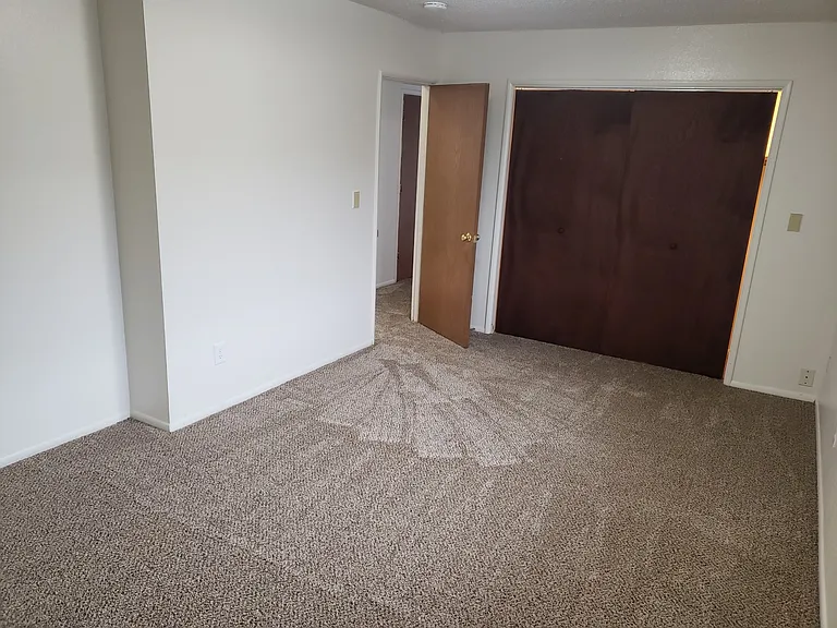 909 E 12th Ave #1 — Photo 16