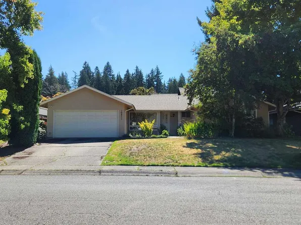 16811 NE 32nd St, Bellevue, WA 98008