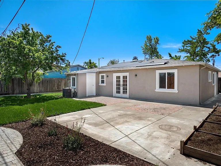 2906 Kilo Ave — Photo 14