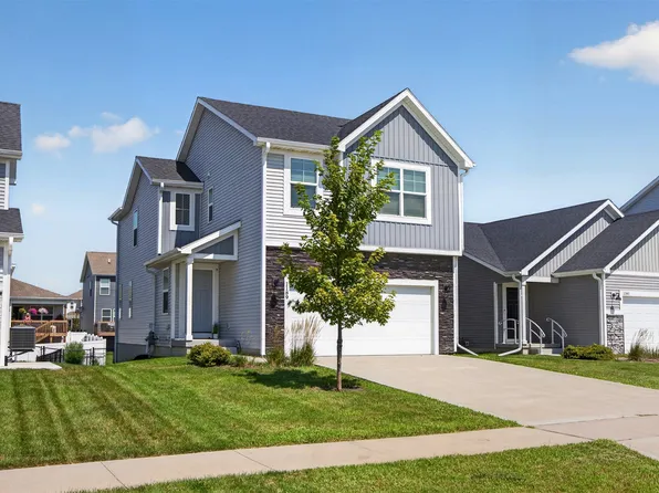 1189 NW Yorktown Dr, Waukee, IA 50263