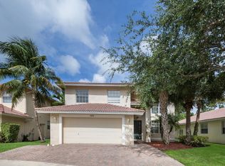 102 Hidden Hollow Dr, Palm Beach Gardens, FL 33418