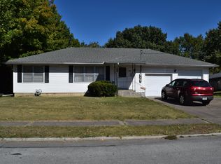 411 E 13th St, Carthage, MO 64836