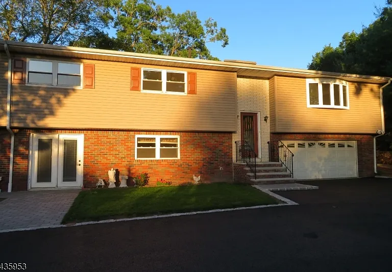25 Storms Ave #B — Photo 1
