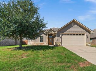 7317 Flat Rock Ln, Tyler, TX 75703