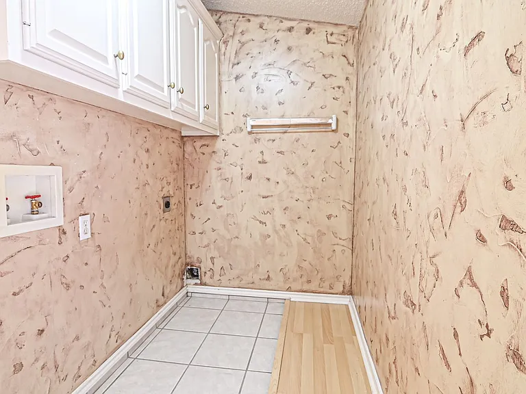 3527 Boyd Ave — Photo 9