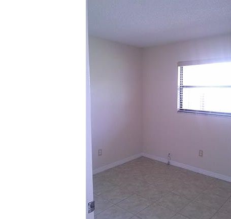 5th image of 6182 Principia Dr #4