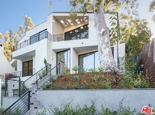 267 Beloit Ave, Los Angeles, CA 90049