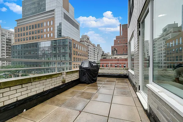 Rented by Oxford Property Group | media 27