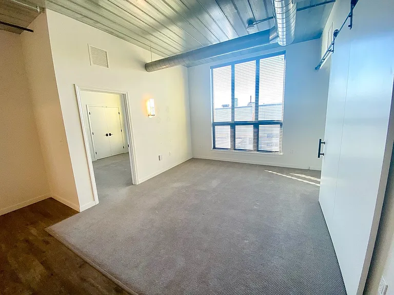 Kelley Square Lofts — Photo 7