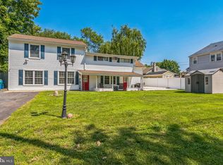 414 Delaware Ave, Croydon, PA 19021