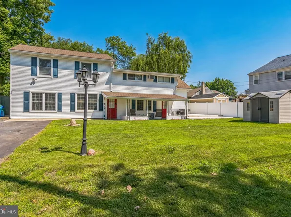 414 Delaware Ave, Croydon, PA 19021