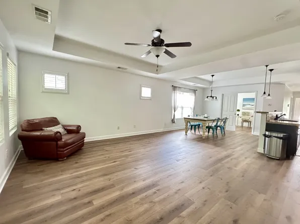 2422 Duxbury Dr, Columbia, TN 38401
