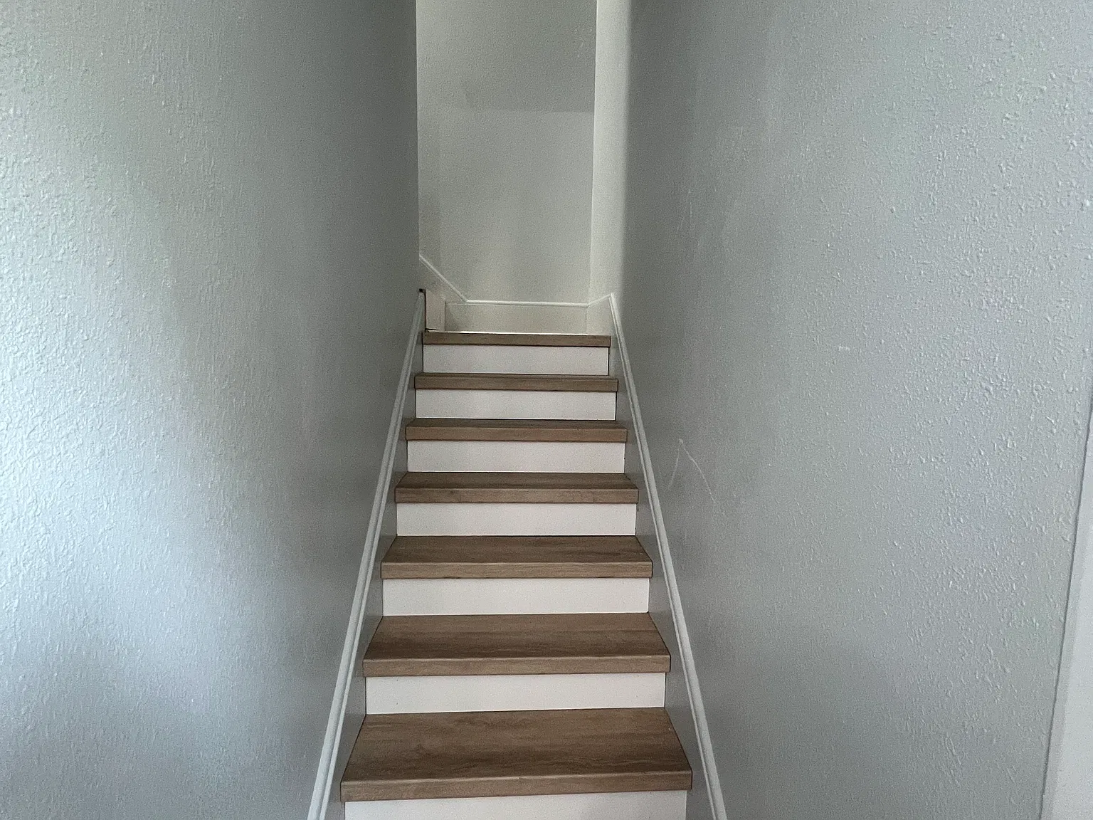 2 bed, 950 sqft, $1,400 — Photo 3