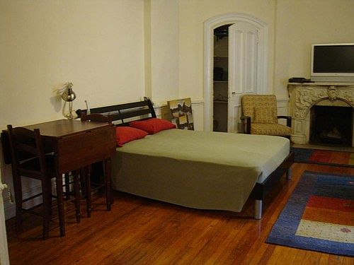 4th image of 49 Irving Pl