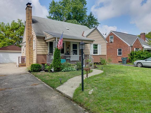 3rd image of 3015 Oaklawn St