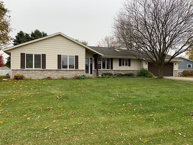 1st image of 4545 Hearthridge Dr