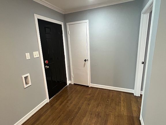 Main Entry way with closet