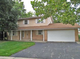 248 Parkchester Rd, Elk Grove Village, IL 60007