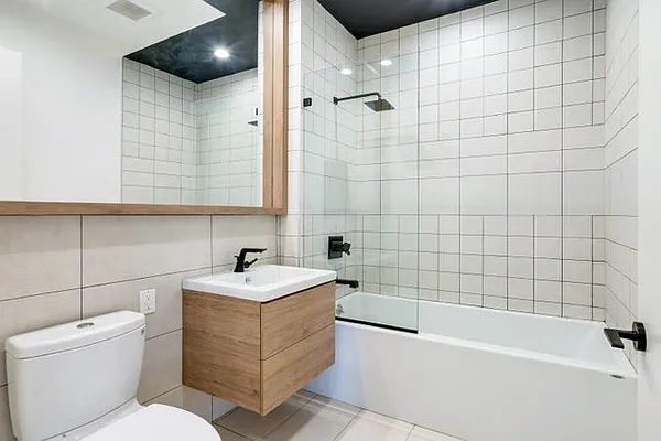 Rented by EXR | media 66