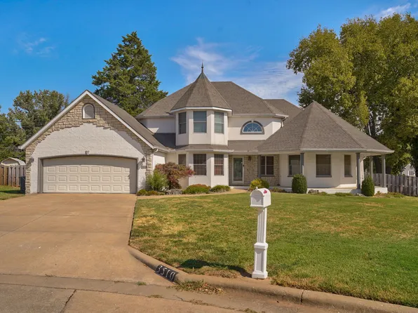 3510 W Morningside Pl, Springfield, MO 65807