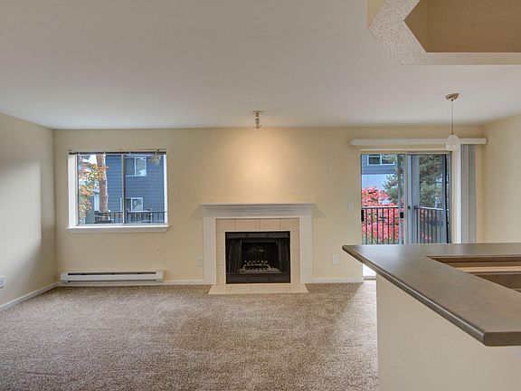 Living Room from endtrance