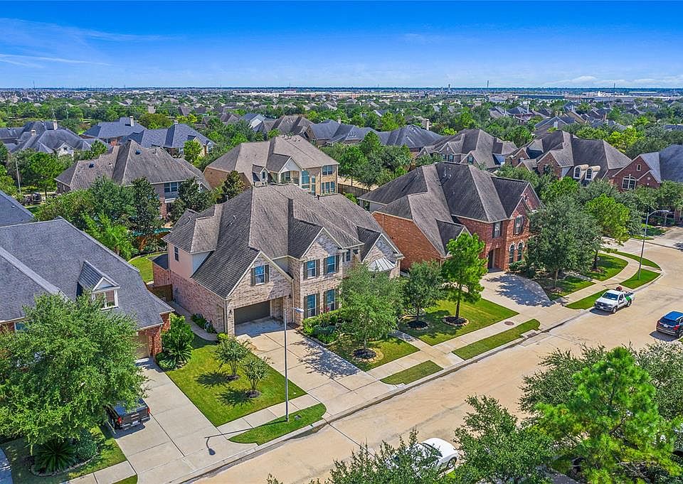 1st image of 9906 Touhy Lake Dr