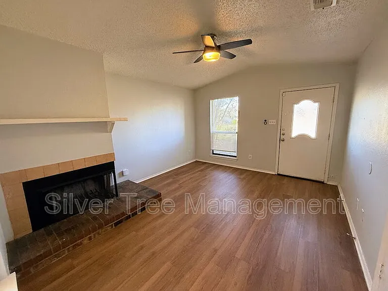 6847 S Creek Dr — Photo 5