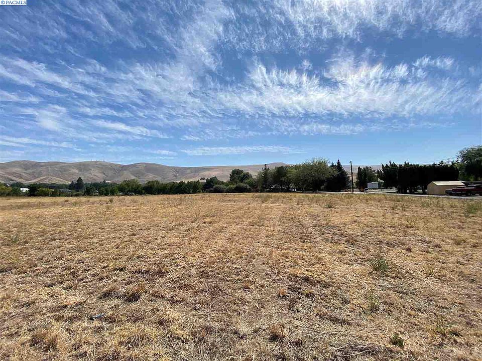 2nd image of 9103 S Moore Rd Lot 1